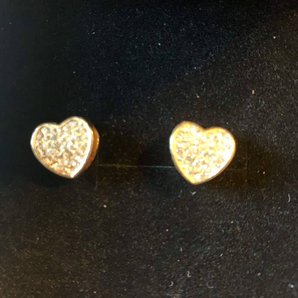 Gold heart charms